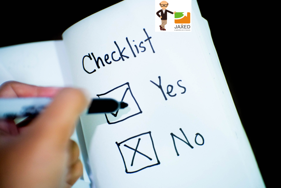 Checklist illustrant comment être un bon patron d'entreprise.